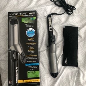 Infinitipro by conair 1 ½ inch barrel